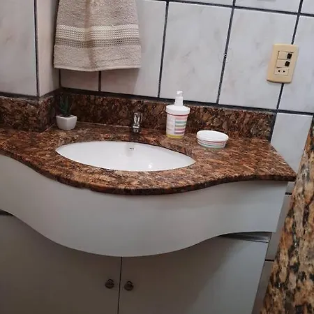 Guarapari. Es. Alugo Excelente Apartamento A 100 M Do Mar. Exterior photo