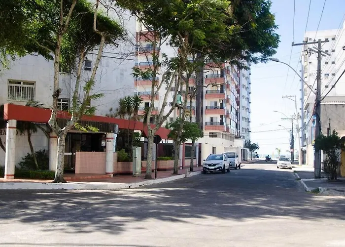 Guarapari. Es. Alugo Excelente Apartamento A 100 M Do Mar.